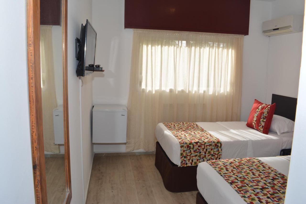 Hotel Express Maldonado Exteriér fotografie